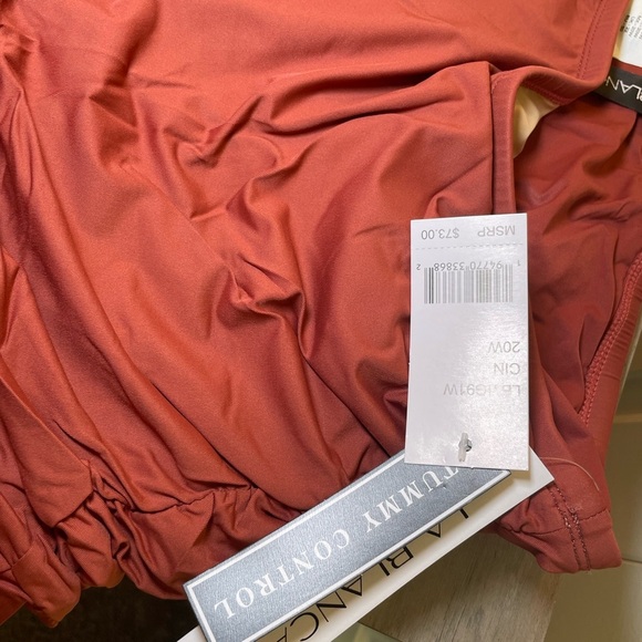 La Blanca Plus Swim Skirt Size 18 Cinnamon Brown Ruched Ruffle Tummy Co… - Picture 11 of 12